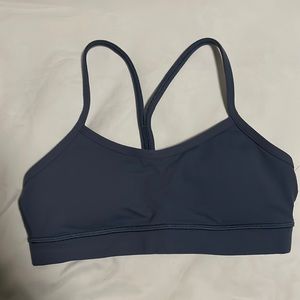 lululemon Woman's sport bra (Flow Y)Luan